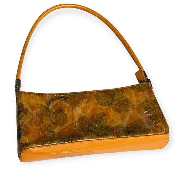 KATE SPADE NEW YORK Amber Leaf Embossed Patent Shoulder Bag - Picture 2 of 6